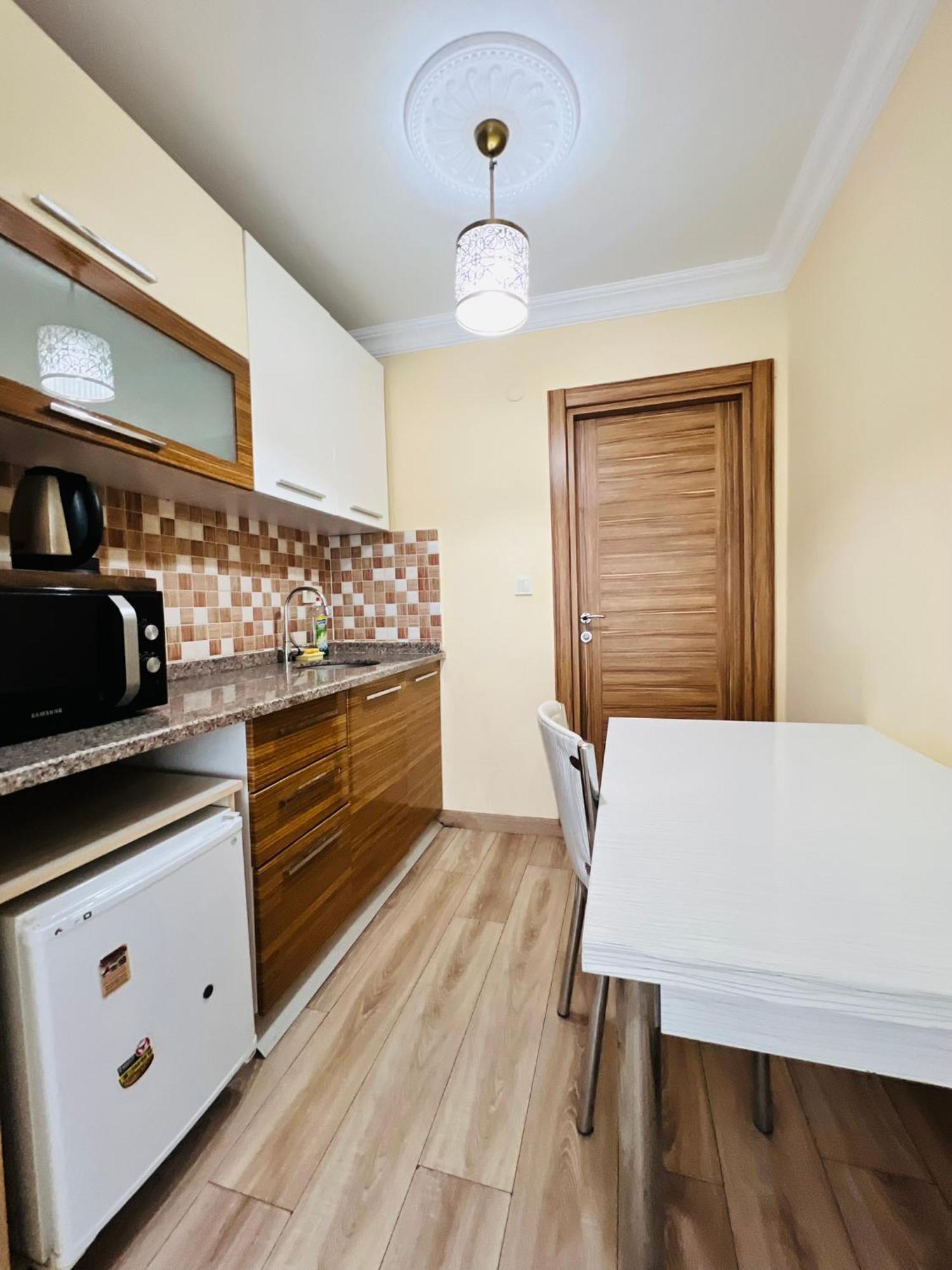 Amida&nurayhousehotel Hotel