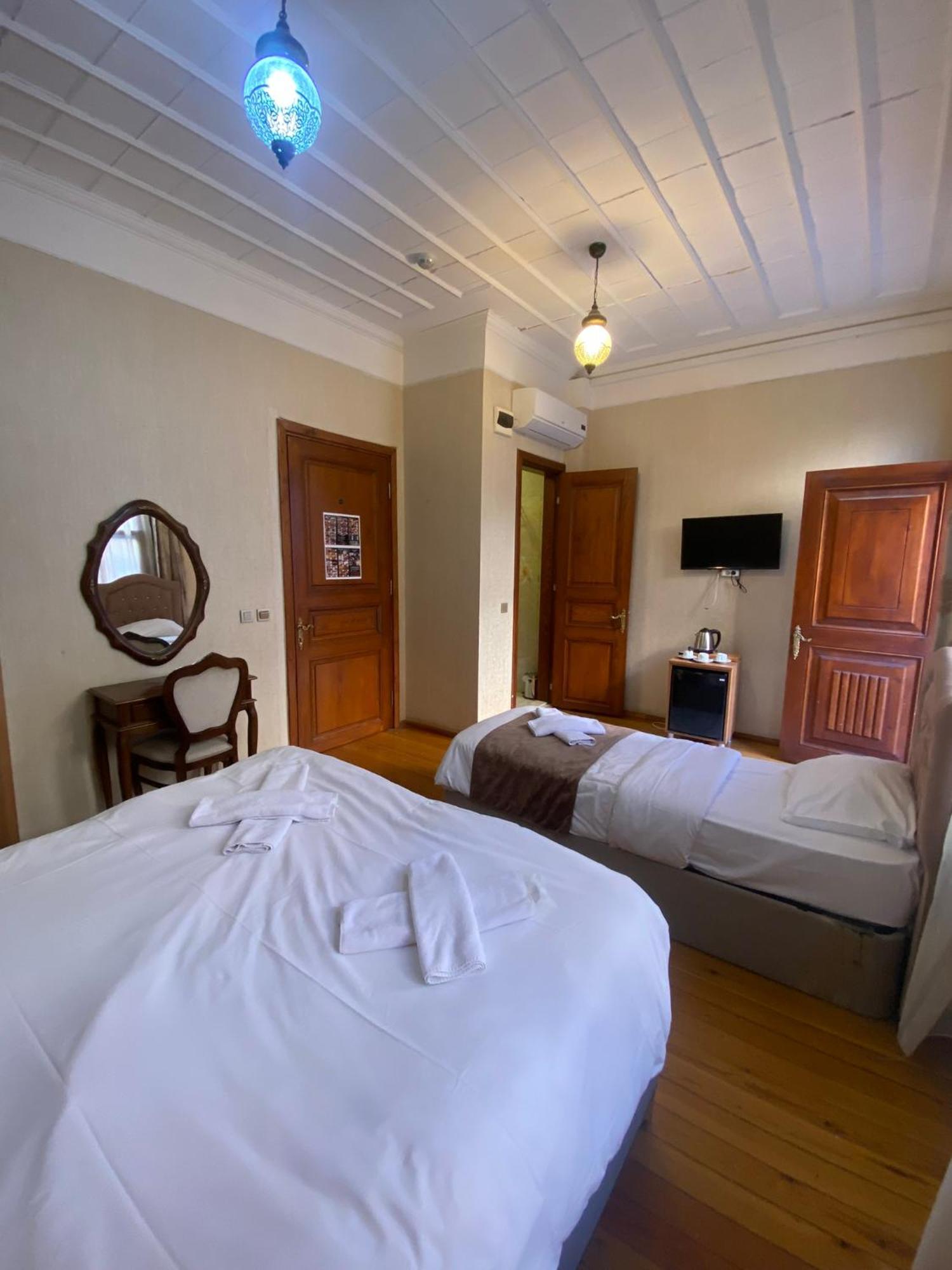 Amida&nurayhousehotel *