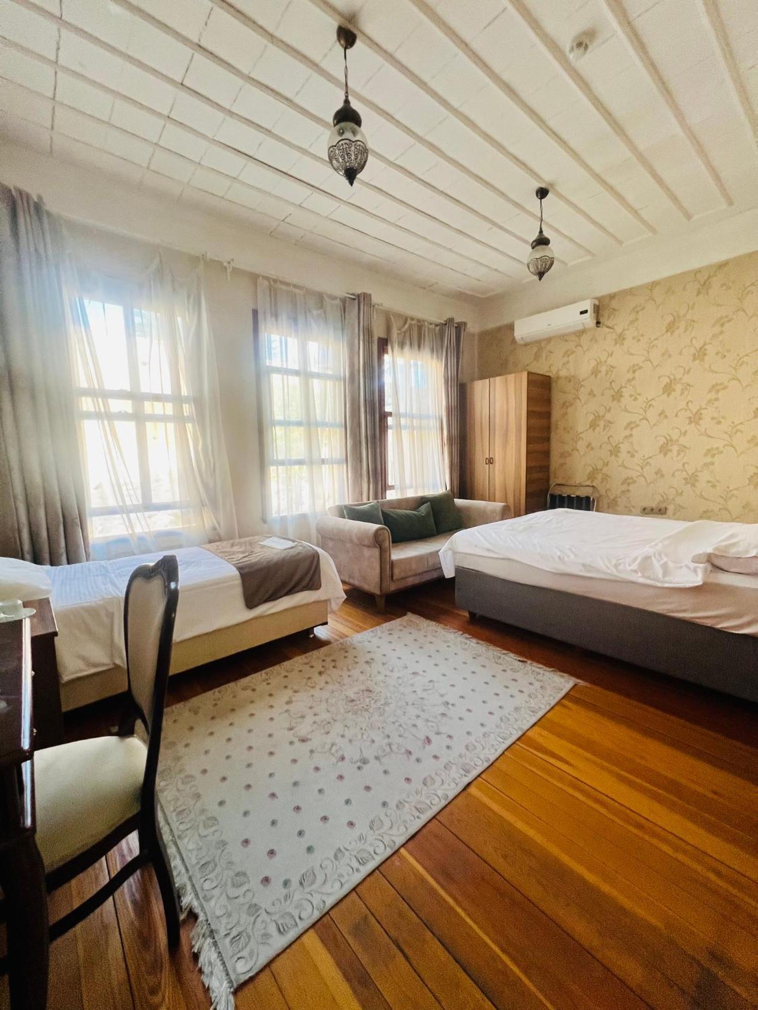 Amida&nurayhousehotel Hotel